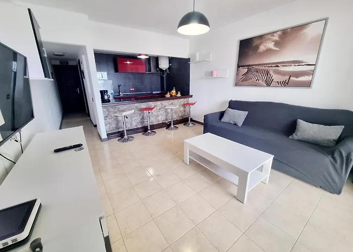 Malvasia 9 * 卡门港